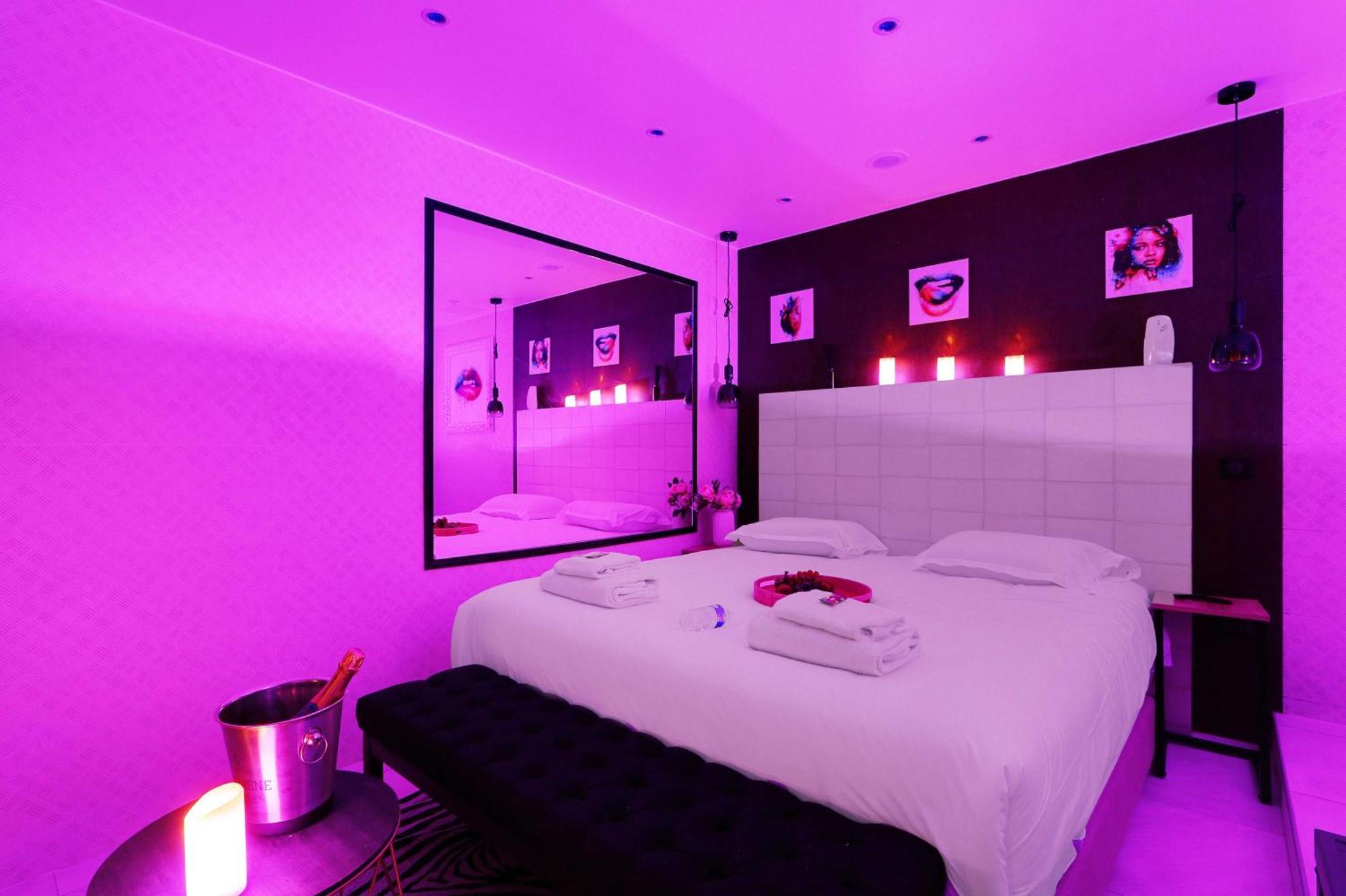 Intimate Apartment With Air Conditioner & Jacuzzi 2Br 6P Montmartre Paris Dış mekan fotoğraf