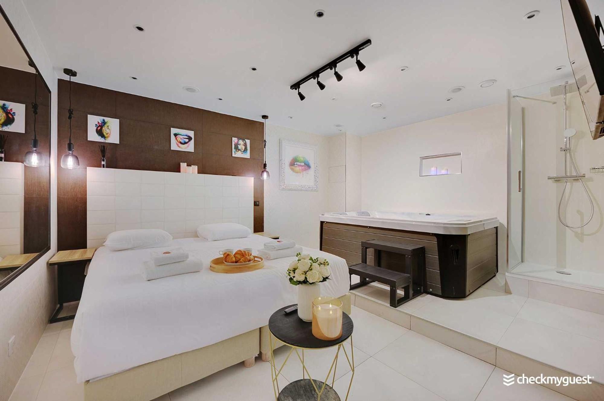 Intimate Apartment With Air Conditioner & Jacuzzi 2Br 6P Montmartre Paris Dış mekan fotoğraf