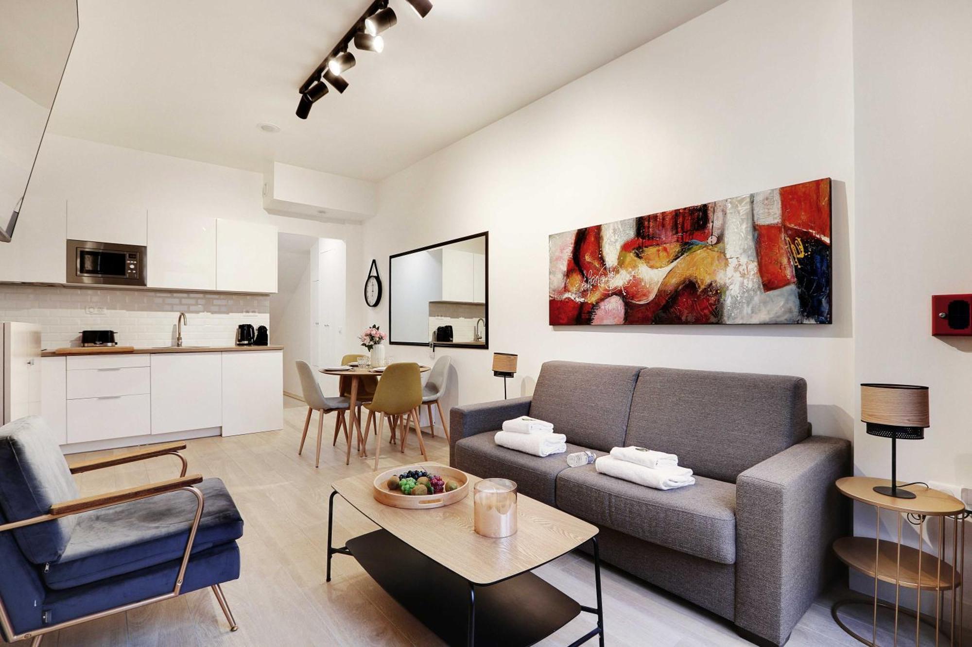 Intimate Apartment With Air Conditioner & Jacuzzi 2Br 6P Montmartre Paris Dış mekan fotoğraf