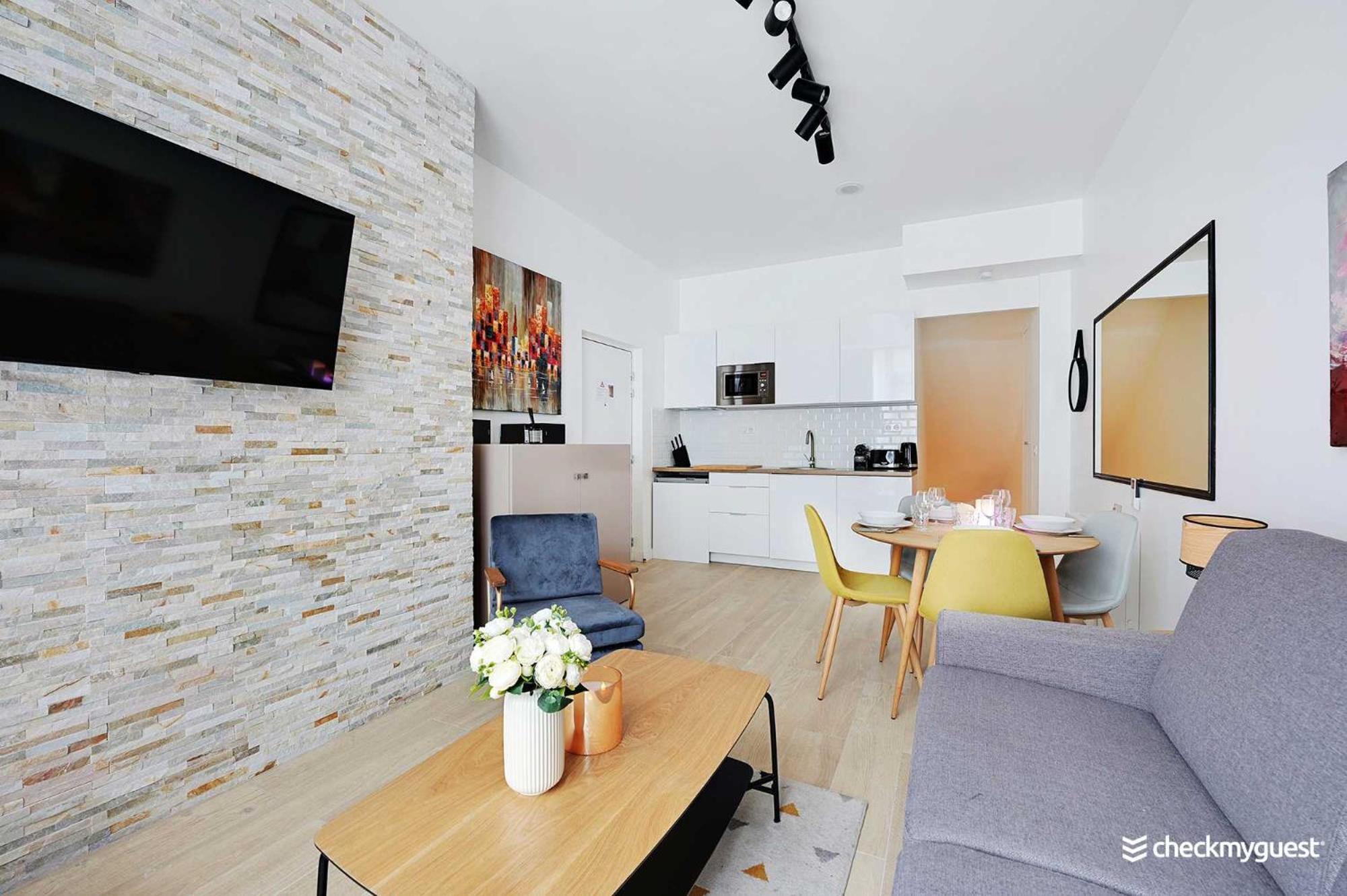 Intimate Apartment With Air Conditioner & Jacuzzi 2Br 6P Montmartre Paris Dış mekan fotoğraf
